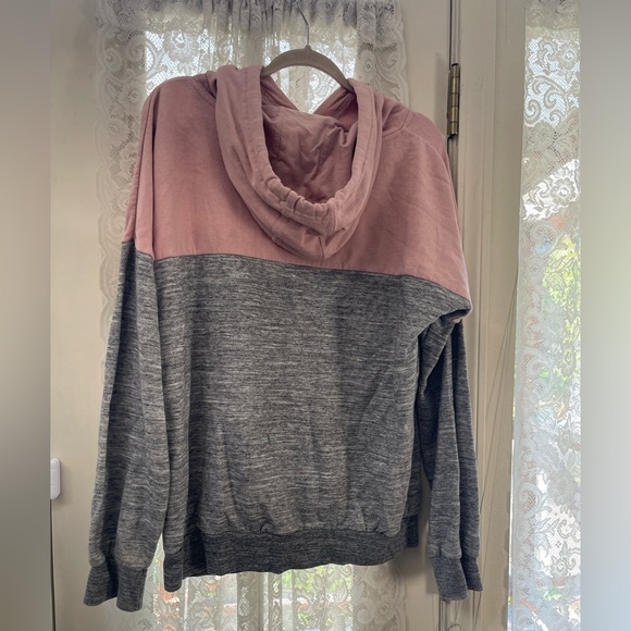 Reflex Women’s XL Hoodie - Picture 2 of 2